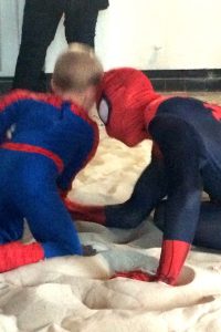 Kindergeburtstag mit Spider Hero in Leverkusen IMG_1009